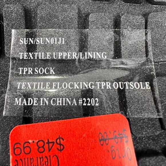 Madden Girl Blush Reflective/Pink Sun Sandals Size 6 Toe-Loop Ankle Strap Buckle - Picture 6 of 8